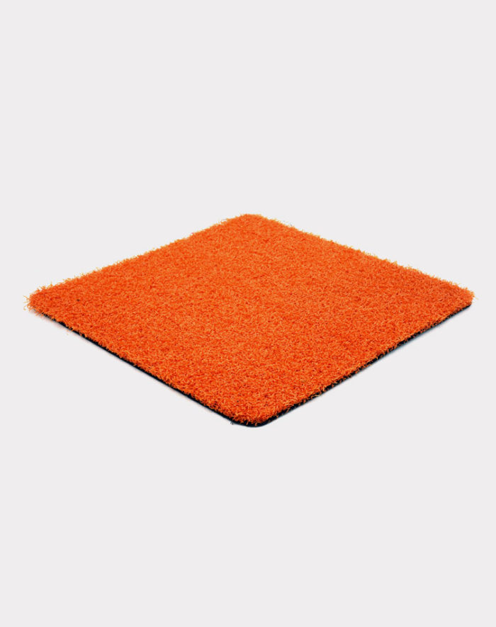 Poly-orange-salle-de-jeux-gazon-dense-de couleur-gym-québec-montréal-toulouse-ottawa-gatineau-laval